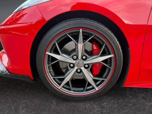 Used 2022 Chevrolet Corvette Stingray Preferred Conv w/ Z51 Performance Package RWD image 21