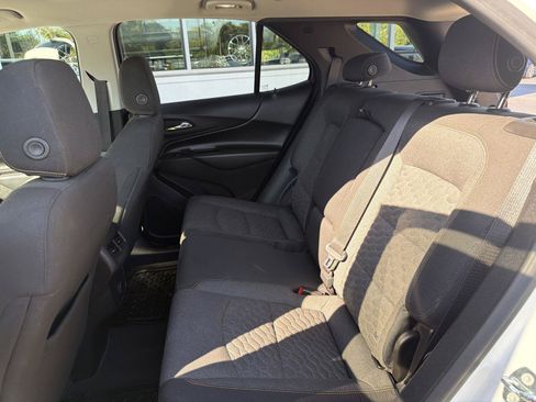 Used 2018 Chevrolet Equinox LT AWD/4WD image 37