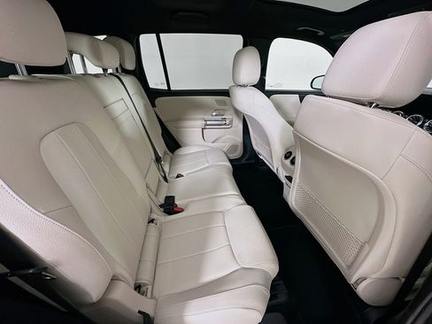 New 2026 Mercedes-Benz GLB 250 4MATIC image 29