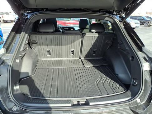 New 2026 Chevrolet Equinox EV LT image 4