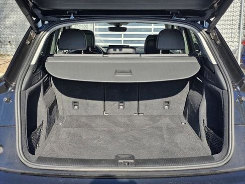 Used 2023 Audi Q5 2.0T Premium image 7