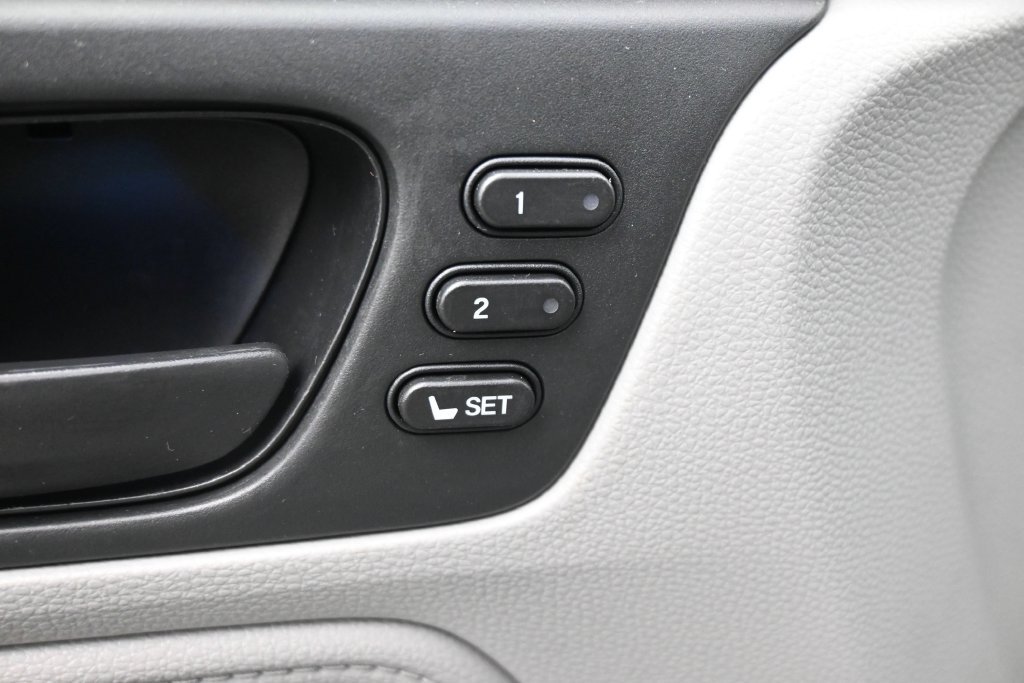 Used 2023 Honda Odyssey EX-L image 5