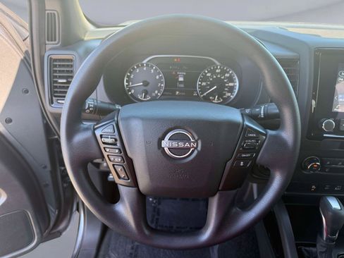 Used 2023 Nissan Frontier SV w/ Midnight Edition Package image 29