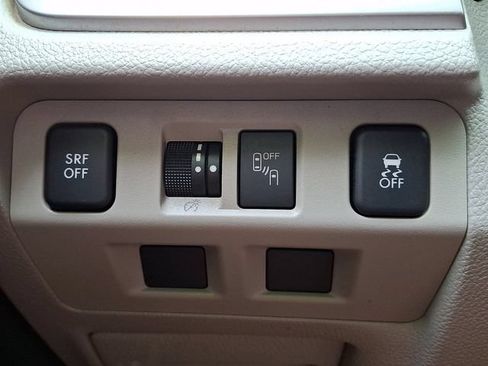 Used 2017 Subaru Forester 2.5i Premium AWD/4WD image 23