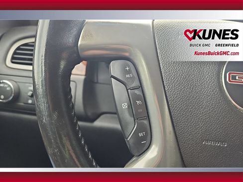 Used 2013 GMC Yukon SLT AWD/4WD image 25