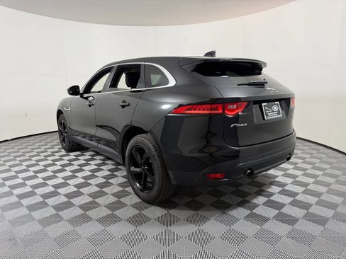 Used 2020 Jaguar F-PACE Premium image 3