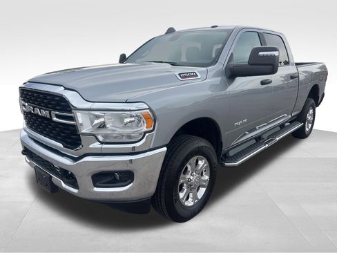 Used 2024 RAM 2500 Big Horn w/ Bed Utility Group image 9