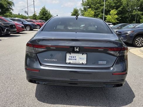 Used 2025 Honda Accord Touring image 4