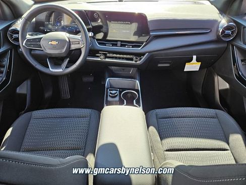 New 2026 Chevrolet Equinox LT AWD/4WD image 9