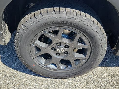 New 2025 Honda Pilot TrailSport image 5