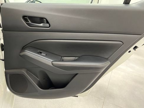 Used 2025 Nissan Altima 2.5 SV FWD image 23