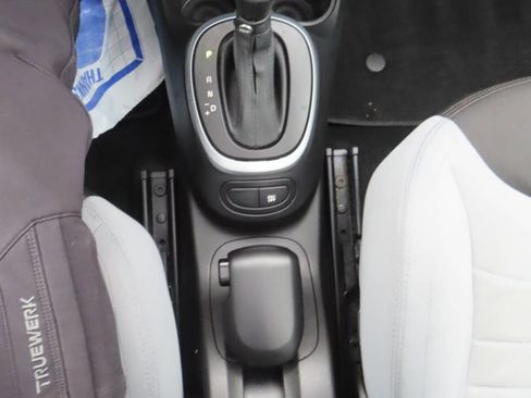 Used 2014 FIAT 500L Easy w/ Popular Equipment Group image 49