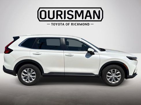Used 2023 Honda CR-V LX image 4