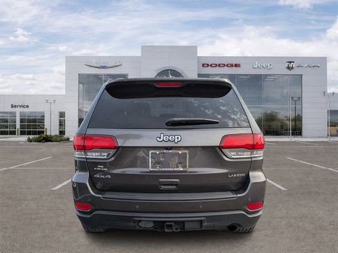 Used 2020 Jeep Grand Cherokee Laredo w/ Laredo X Package AWD/4WD image 4