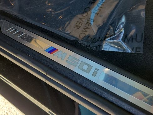 Used 2020 BMW X5 M50i w/ Executive Package image 22