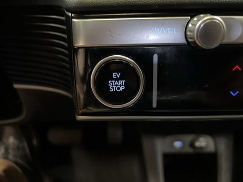 Used 2024 Hyundai Ioniq 5 SEL image 38