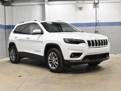 Used 2021 Jeep Cherokee Latitude Lux w/ Sun & Sound Group image 31