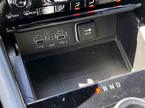 Used 2023 Jeep Grand Cherokee Altitude image 14