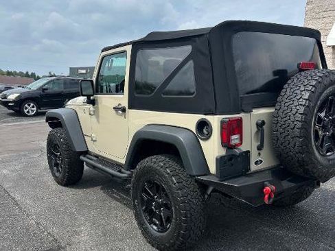 Used 2017 Jeep Wrangler Sport AWD/4WD image 6