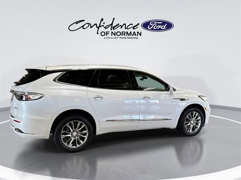 Used 2022 Buick Enclave Avenir w/ Avenir Technology Package image 9