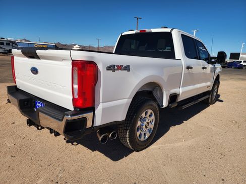 Used 2024 Ford F250 XLT image 5