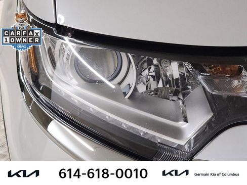 Used 2017 Mitsubishi Outlander SE image 14