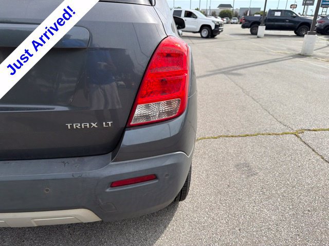 Used 2016 Chevrolet Trax LT w/ LT Convenience Package FWD image 16