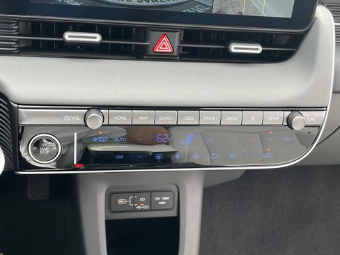 Used 2025 Hyundai Ioniq 5 Limited AWD/4WD image 28