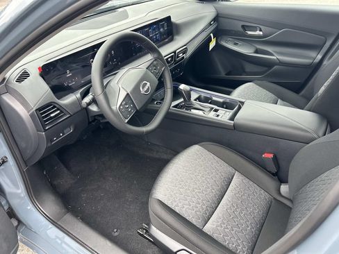 New 2026 Nissan Sentra SV w/ SV Convenience Package FWD image 12