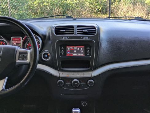 Used 2016 Dodge Journey SE w/ Flexible Seating Group image 20