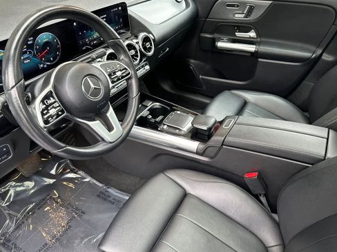 Used 2021 Mercedes-Benz GLA 250 4MATIC image 11
