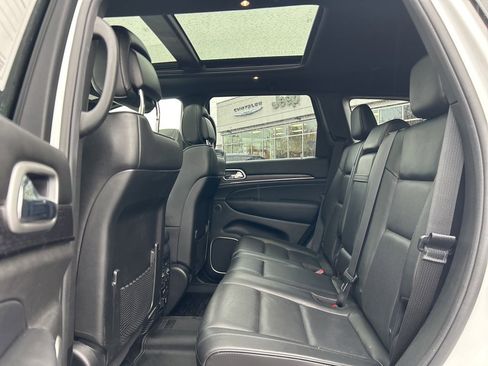 Used 2018 Jeep Grand Cherokee High Altitude image 10