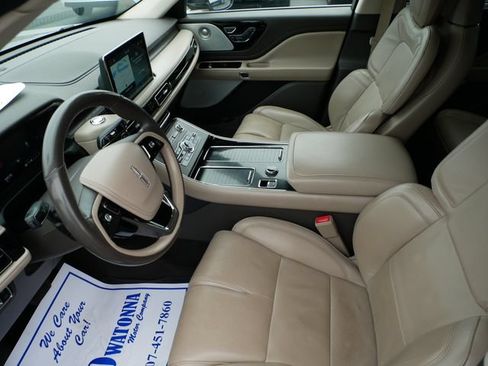 Used 2021 Lincoln Aviator Reserve w/ Equipment Group 202A AWD/4WD image 7