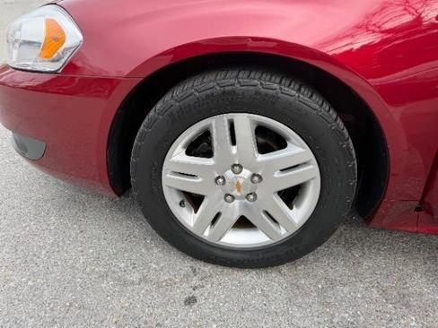 Used 2011 Chevrolet Impala LT w/ Luxury Edition Package image 11