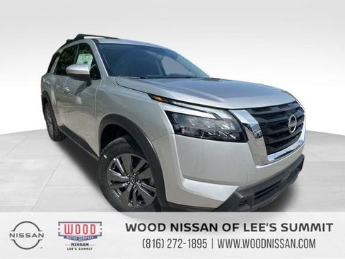 New 2025 Nissan Pathfinder SV w/ Cargo Package image 1