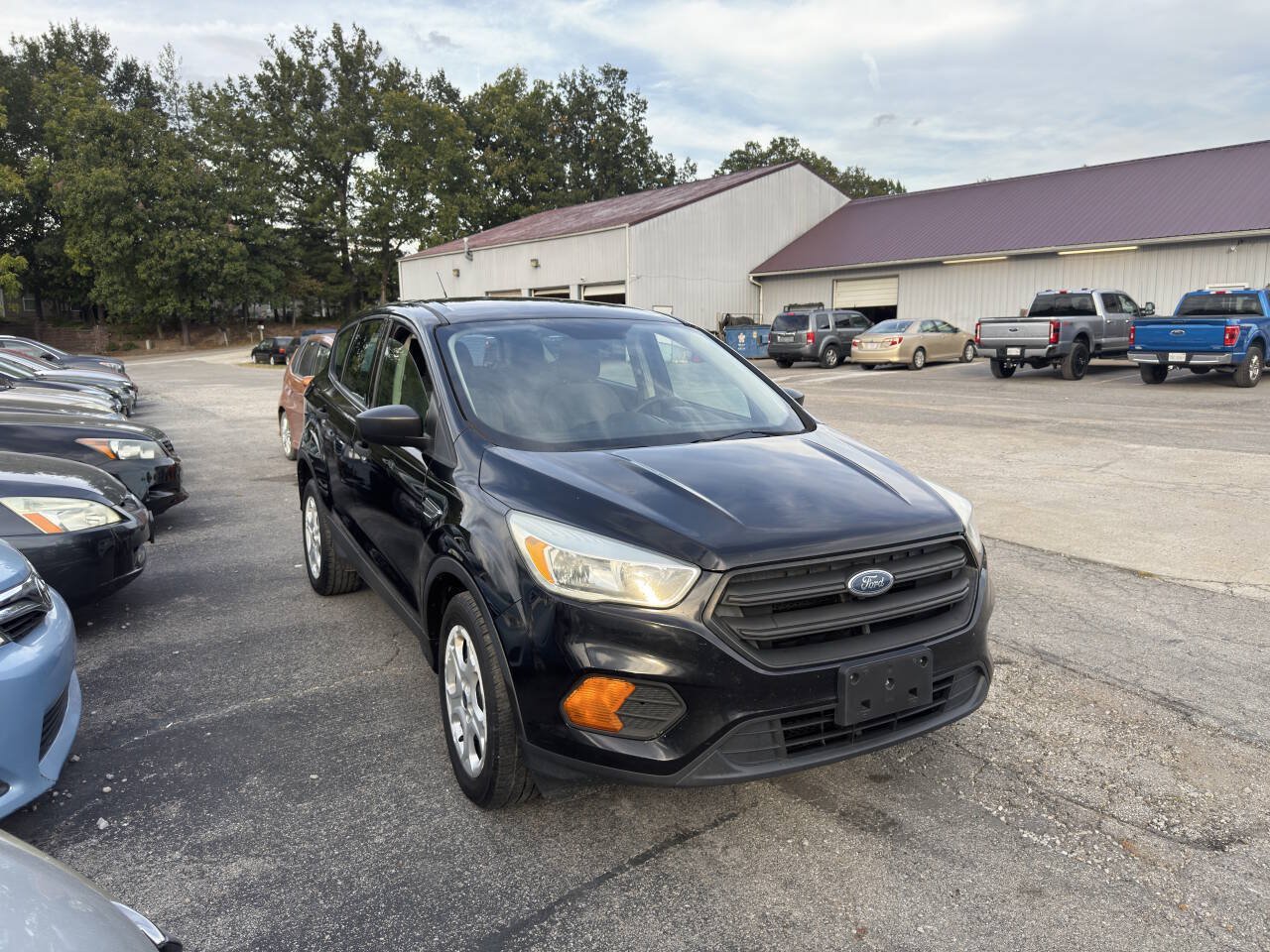 Used 2017 Ford Escape S FWD image 5