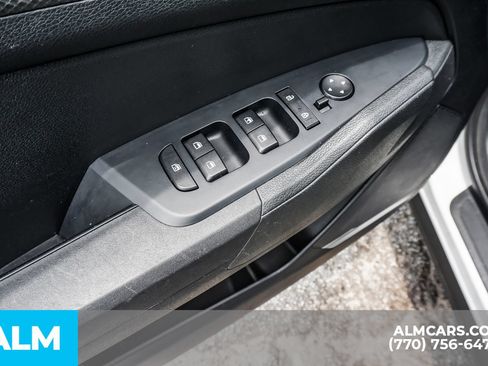 Used 2025 Kia Sportage LX FWD image 47