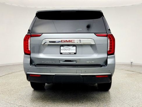 Used 2023 GMC Yukon SLT w/ SLT Premium Package image 6