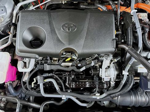 Used 2021 Toyota RAV4 XSE AWD/4WD image 29