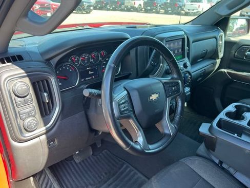 Used 2021 Chevrolet Silverado 1500 LT w/ Z71 Off-Road Package AWD/4WD image 13