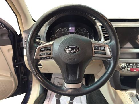 Used 2014 Subaru Outback 2.5i Premium AWD/4WD image 17