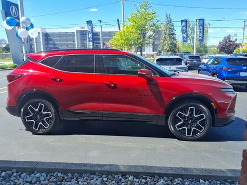 Used 2023 Chevrolet Blazer RS w/ Driver Confidence II Package FWD image 23