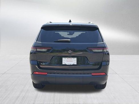 New 2026 Jeep Grand Wagoneer Limited AWD/4WD image 6