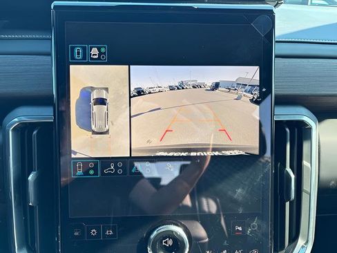 New 2026 GMC Acadia Denali w/ Super Cruise Package AWD/4WD image 21