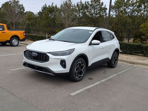 New 2026 Ford Escape Platinum w/ Equipment Group 601A image 8