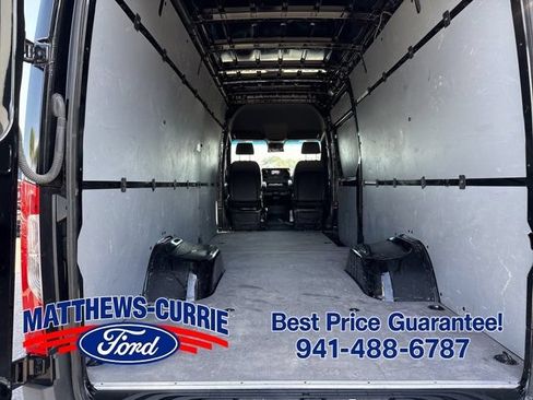 Used 2024 Mercedes-Benz Sprinter 3500 image 12