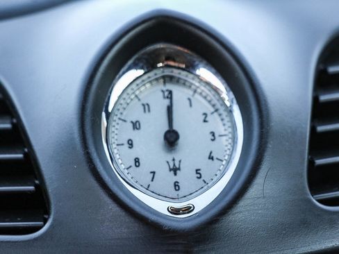 Used 2012 Maserati GranTurismo Sport image 15