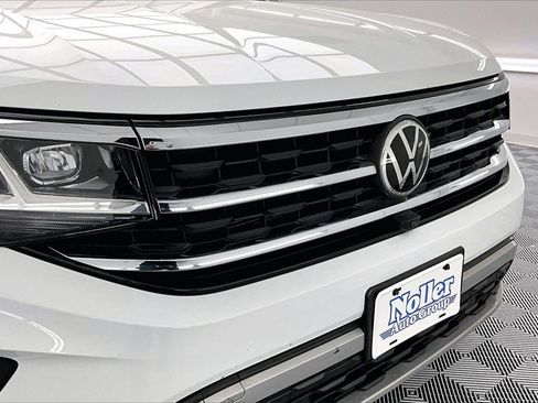 Used 2021 Volkswagen Atlas SEL Premium image 29