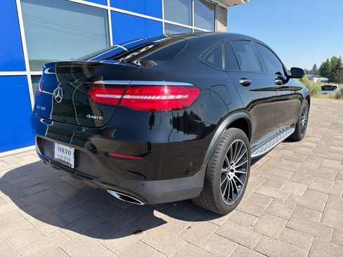 Used 2019 Mercedes-Benz GLC 300 4MATIC Coupe image 7