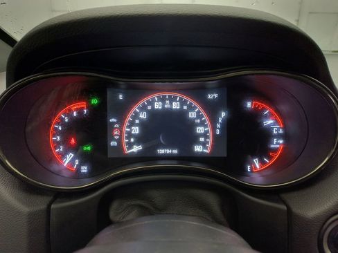 Used 2018 Dodge Durango R/T w/ Technology Group image 16